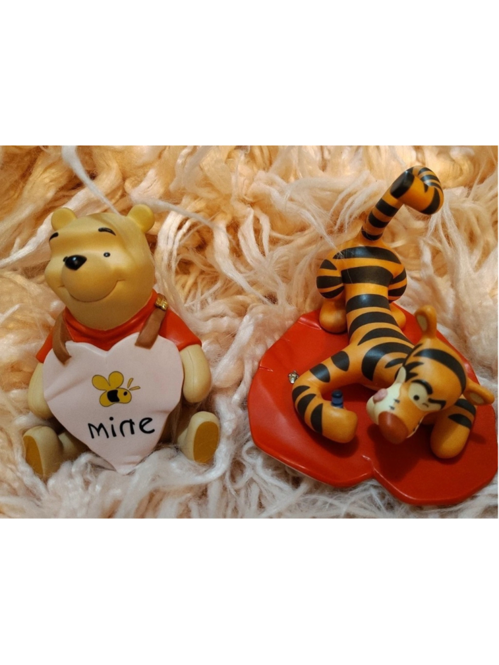 Disney Pooh & Friends Tigger Figurine & Pooh Be Mine Your Smile Makes My Heart ❤